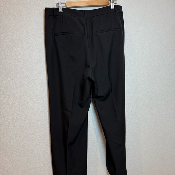 Banana Republic Elegant Black Trousers - Picture 5 of 7